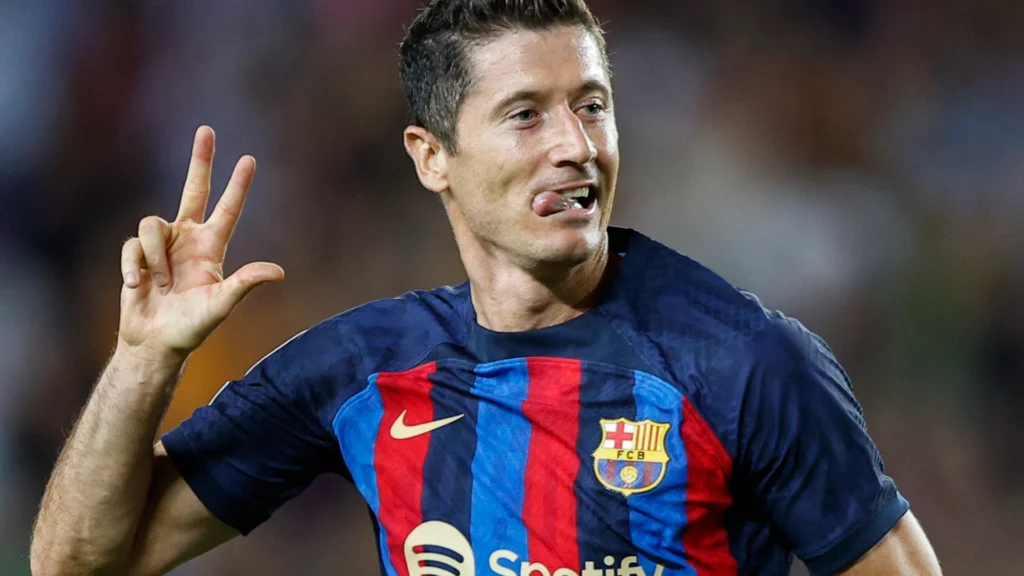 09 robert lewandowski fc barcelona 758862172 La Liga: ‘Three Points Or Nothing’ –Lewandowski Speaks Ahead Real Madrid Vs Barca