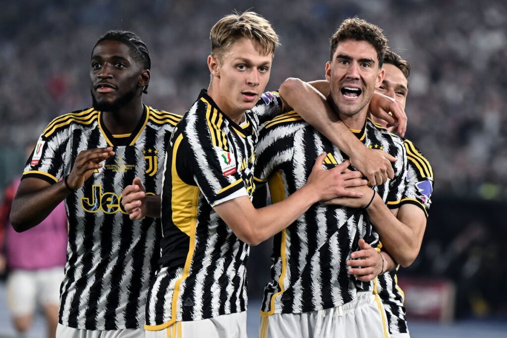 2153128802.5 2 Vlahovic fires Juventus past in-form Atalanta to win 15th Coppa Italia in Rome