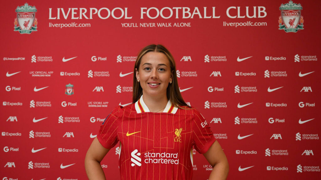 01j5b9dv6gtxnznr1b6q Liverpool complete signing of Swedish forward Cornelia Kapocs