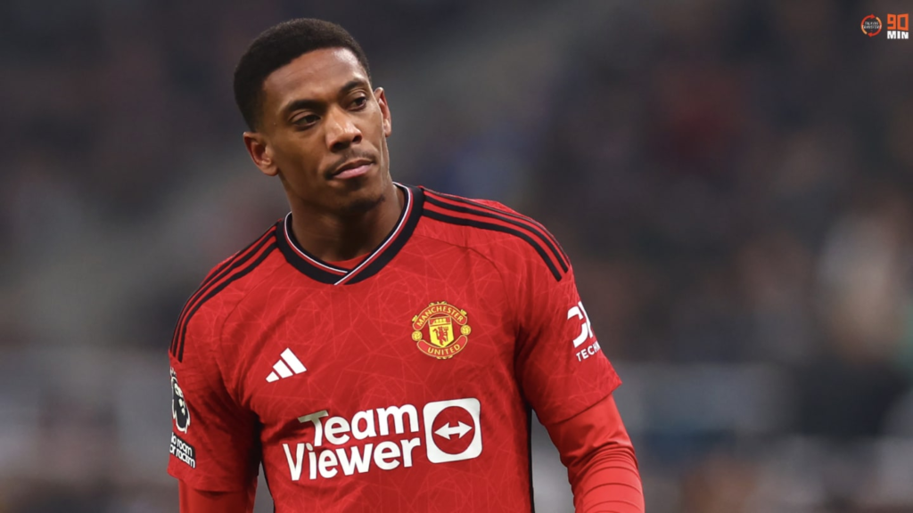 01j5syjr2wtez4w0ax07 Anthony Martial considering options as search for new club continues