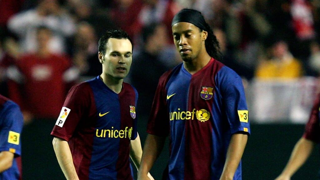 01j9vrksj4cc6z2c78aq Ronaldinho pays tribute to Andres Iniesta following retirement