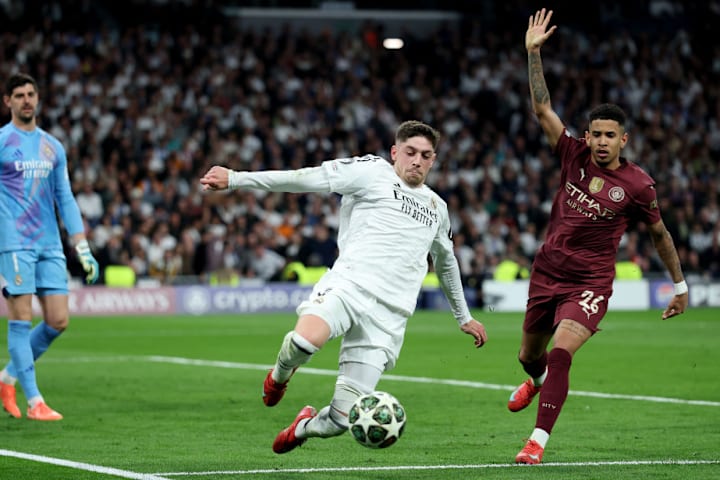 Federico Valverde, Savinho